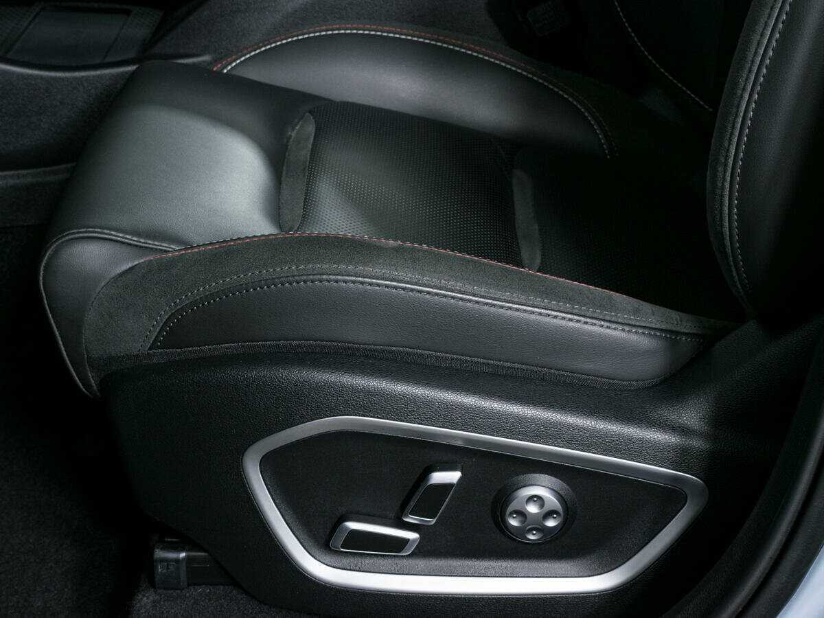 Б/У Джили Тугелла 2022 года. Фото: #17