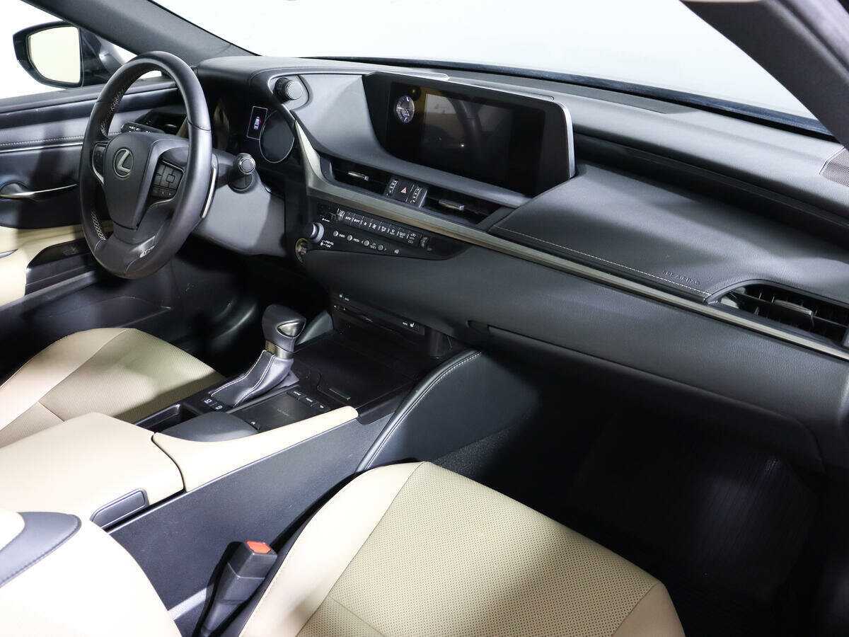 Б/У Лексус ЕС 2019 года. Фото: #6