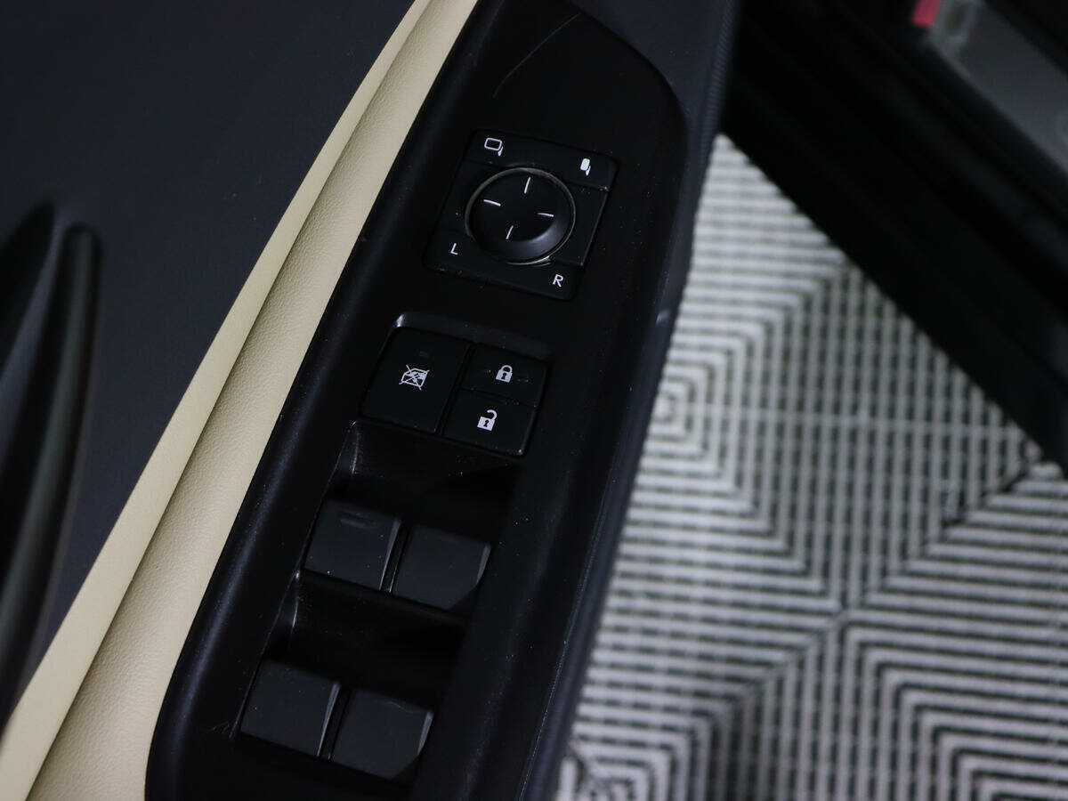 Б/У Лексус ЕС 2019 года. Фото: #14