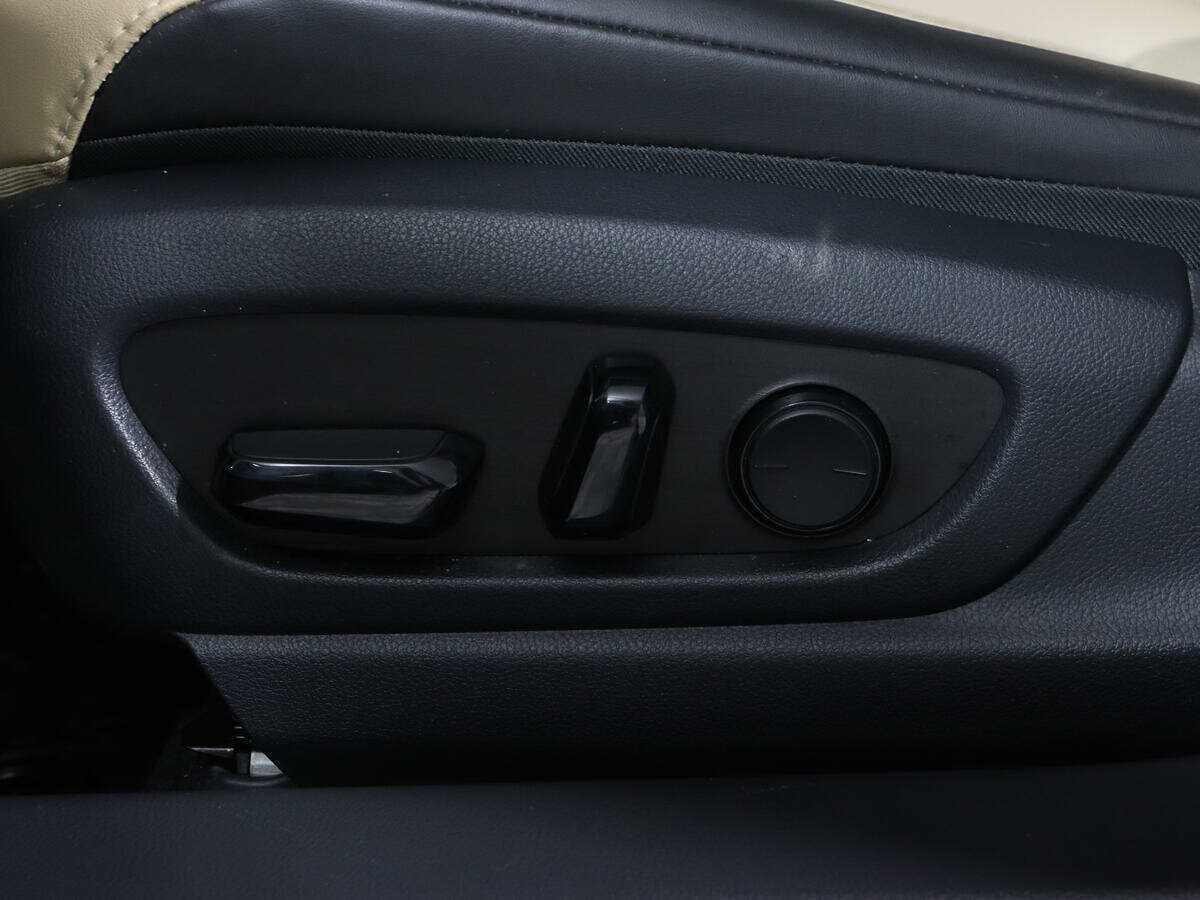 Б/У Лексус ЕС 2019 года. Фото: #15