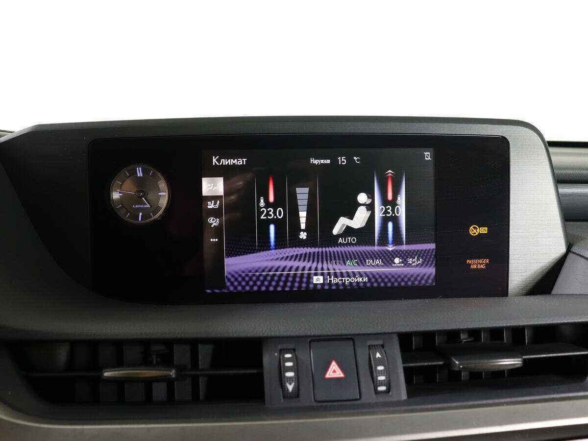 Б/У Лексус ЕС 2019 года. Фото: #26