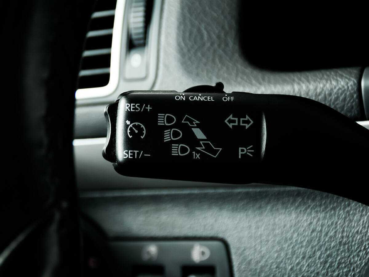 Б/У Фольксваген Туран 2013 года. Фото: #14