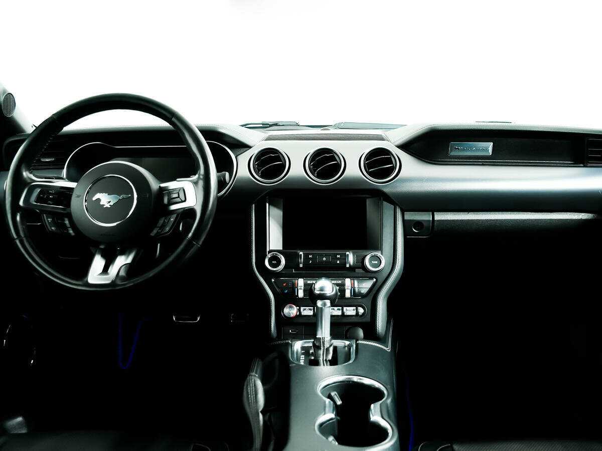 Б/У Форд Мустанг 2018 года. Фото: #10
