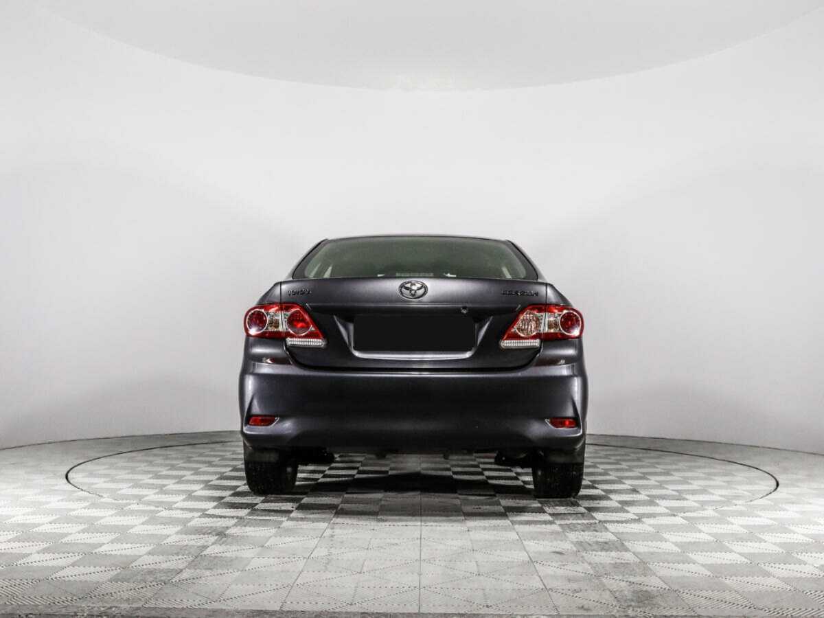 Б/У Тойота Королла 2011 года. Фото: #5