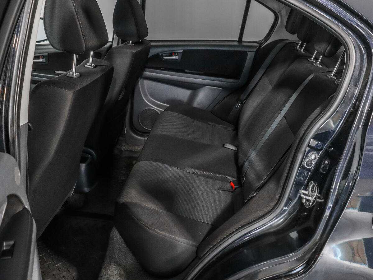 Б/У Сузуки С-Икс4 2008 года. Фото: #9