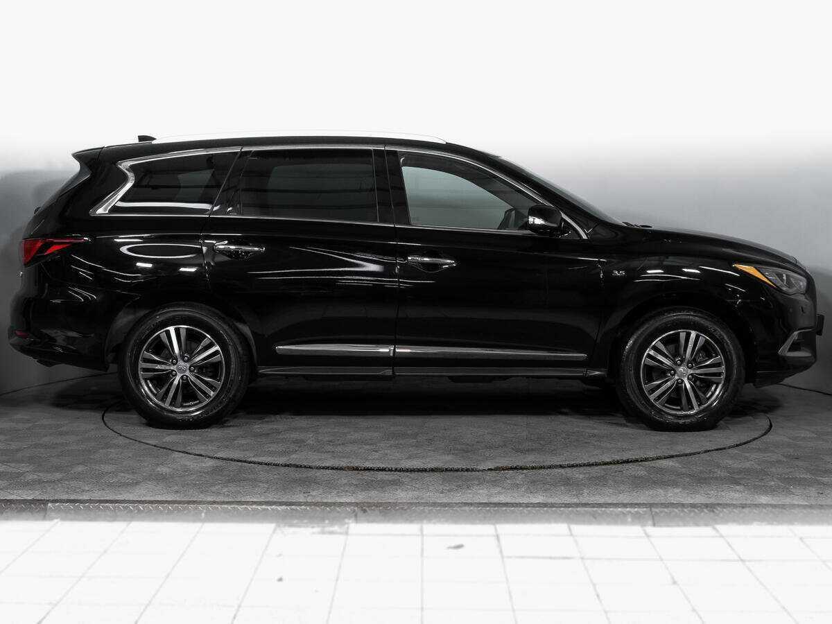 Б/У Инфинити К-Икс60 2016 года. Фото: #3