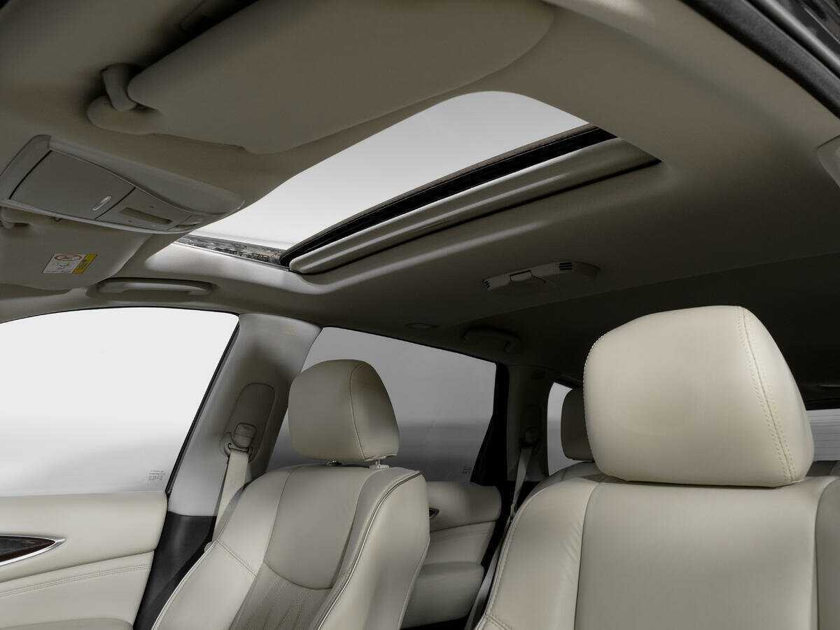 Б/У Инфинити К-Икс60 2016 года. Фото: #15