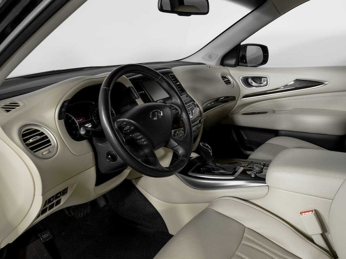 Б/У Инфинити К-Икс60 2016 года. Фото: #17