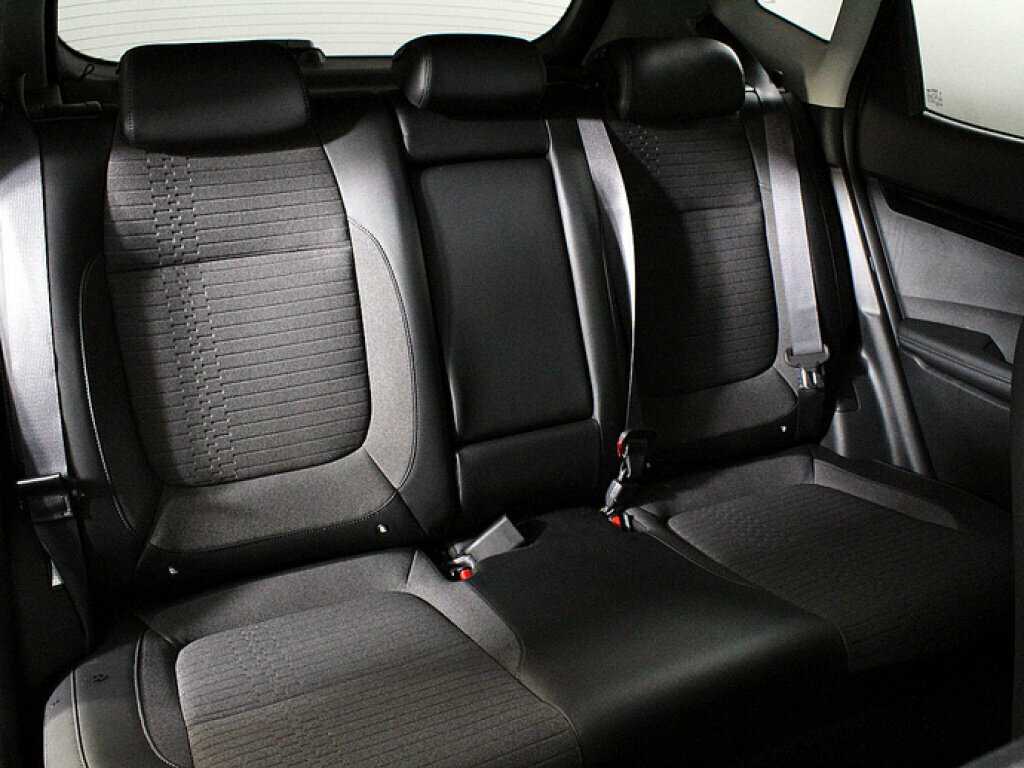 Б/У Киа Сельтос 2024 года. Фото: #4