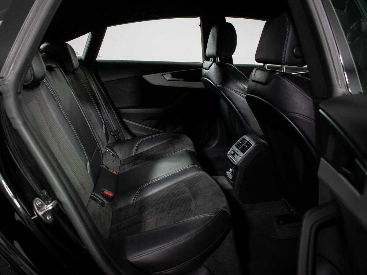 Б/У Ауди А5 2018 года. Фото: #7