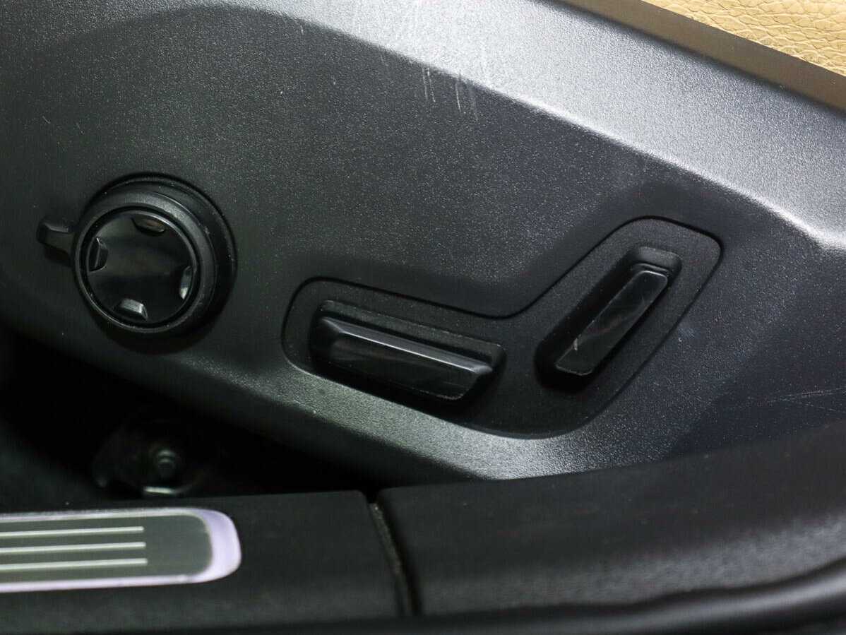 Б/У Вольво С90 2020 года. Фото: #13