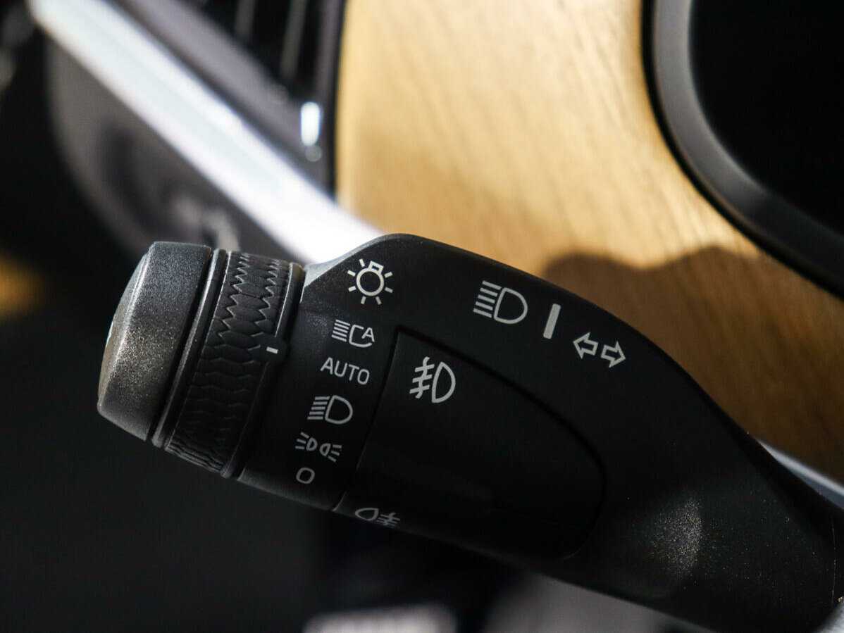 Б/У Вольво С90 2020 года. Фото: #24