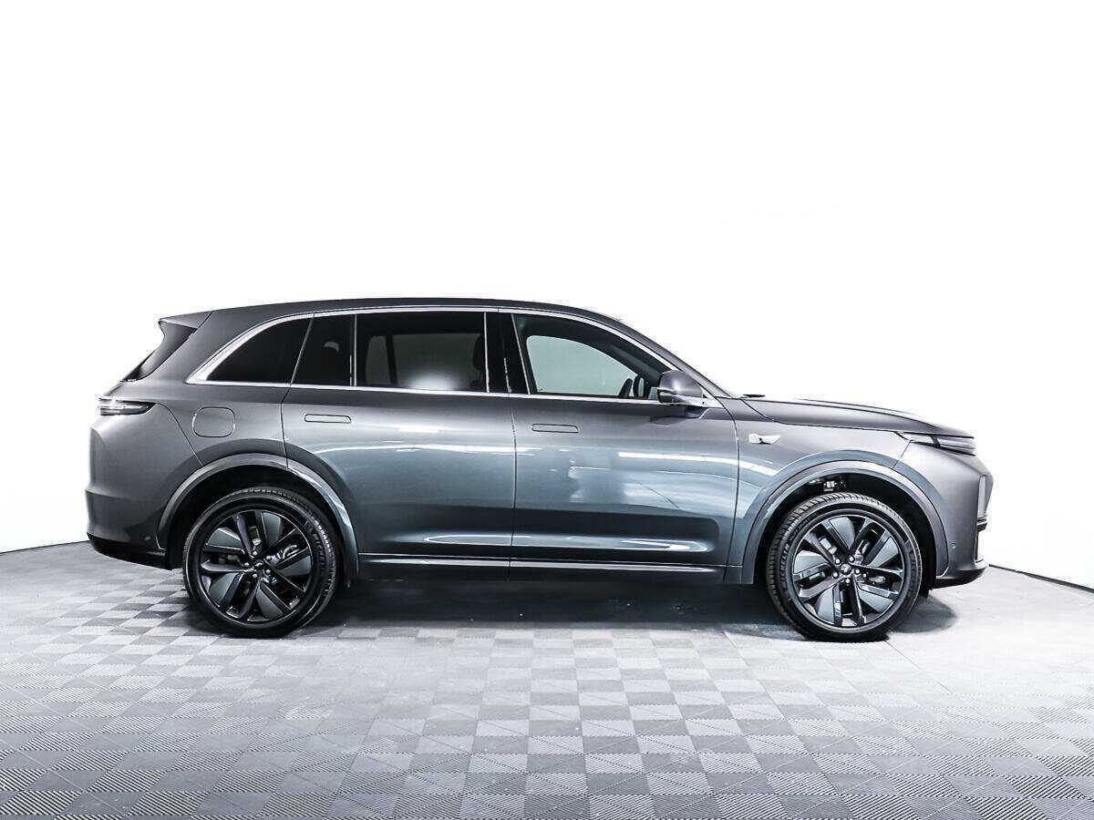 Б/У ЛиСян Л7 2023 года. Фото: #2