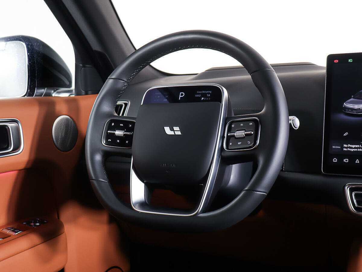 Б/У ЛиСян Л7 2023 года. Фото: #14