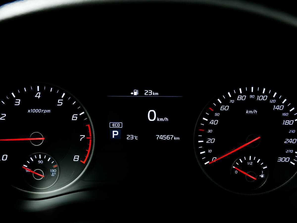 Б/У Киа Стингер 2018 года. Фото: #7