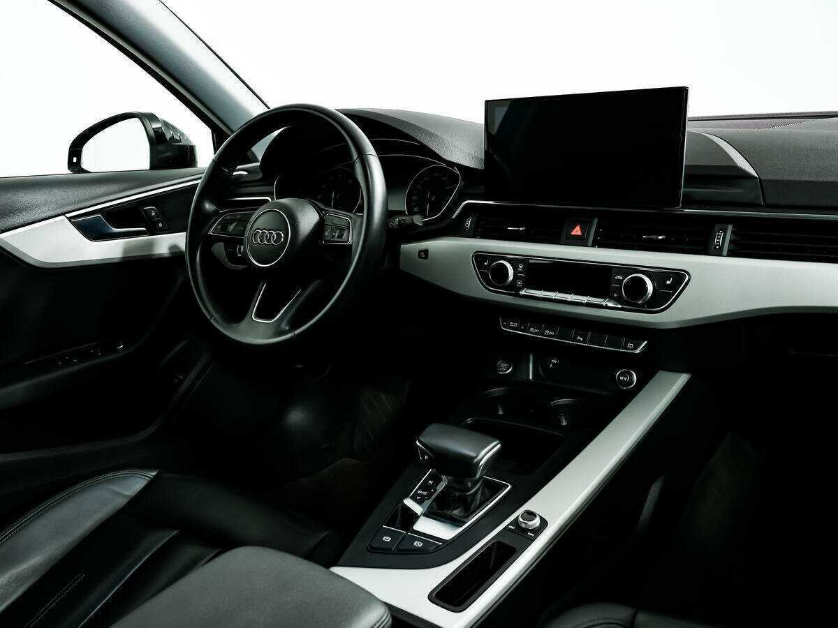 Б/У Ауди А4 2021 года. Фото: #7