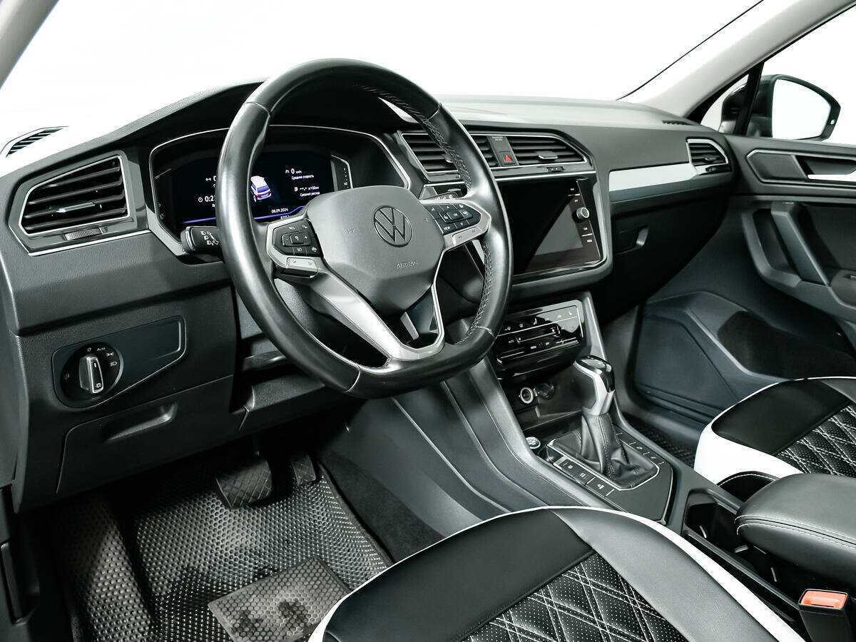 Б/У Фольксваген Тигуан 2021 года. Фото: #12