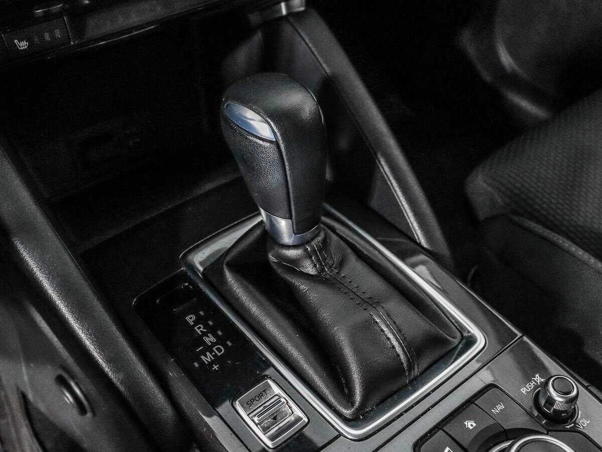 Б/У Мазда Ц-Икс-5 2016 года. Фото: #9