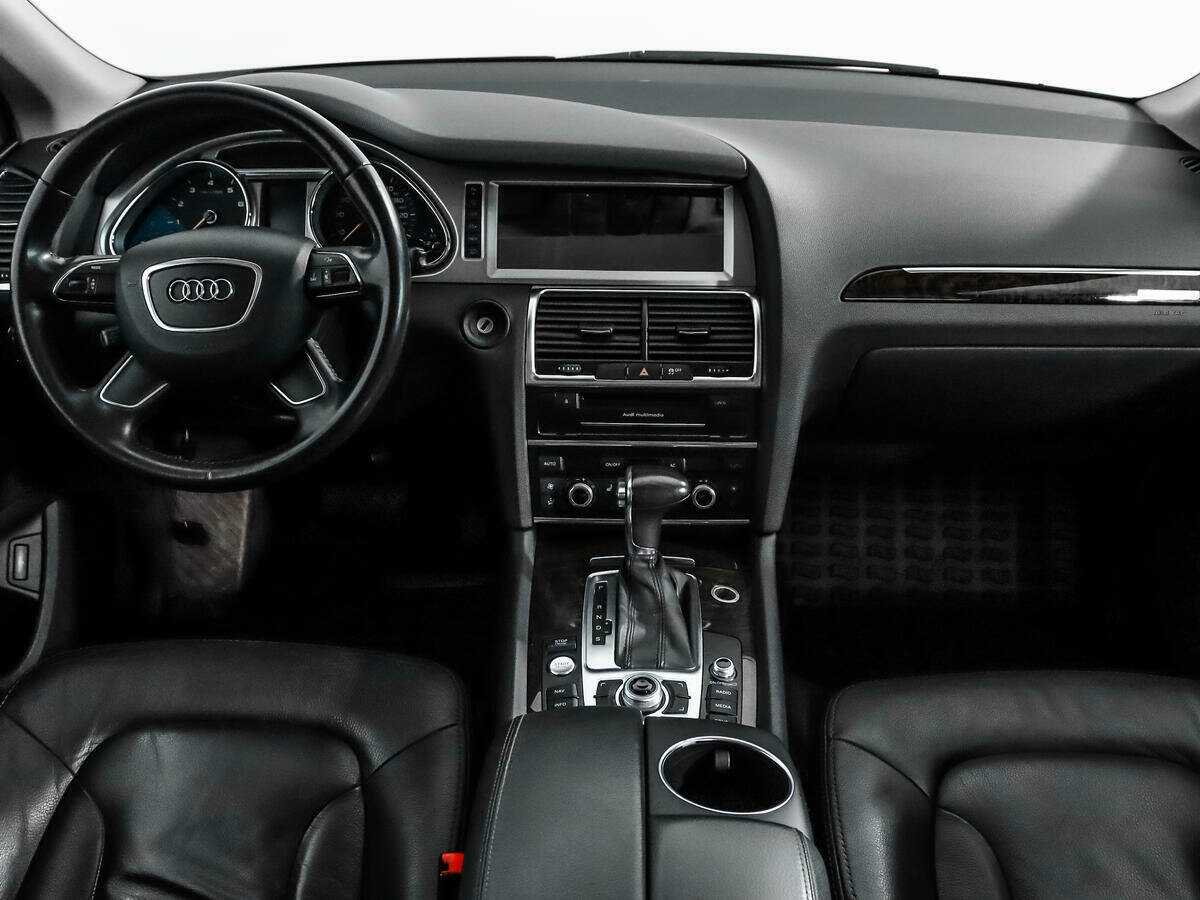 Б/У Ауди К7 2012 года. Фото: #13