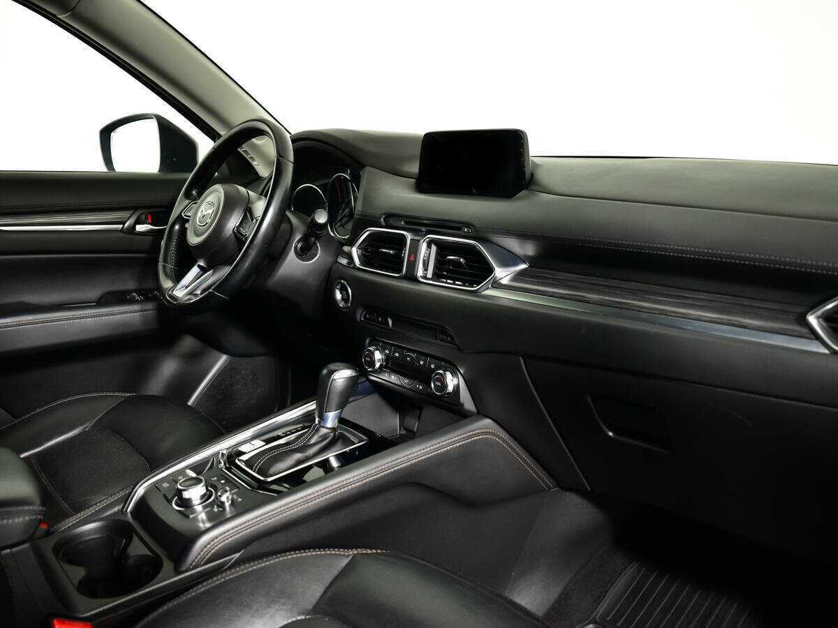 Б/У Мазда Ц-Икс-5 2017 года. Фото: #8