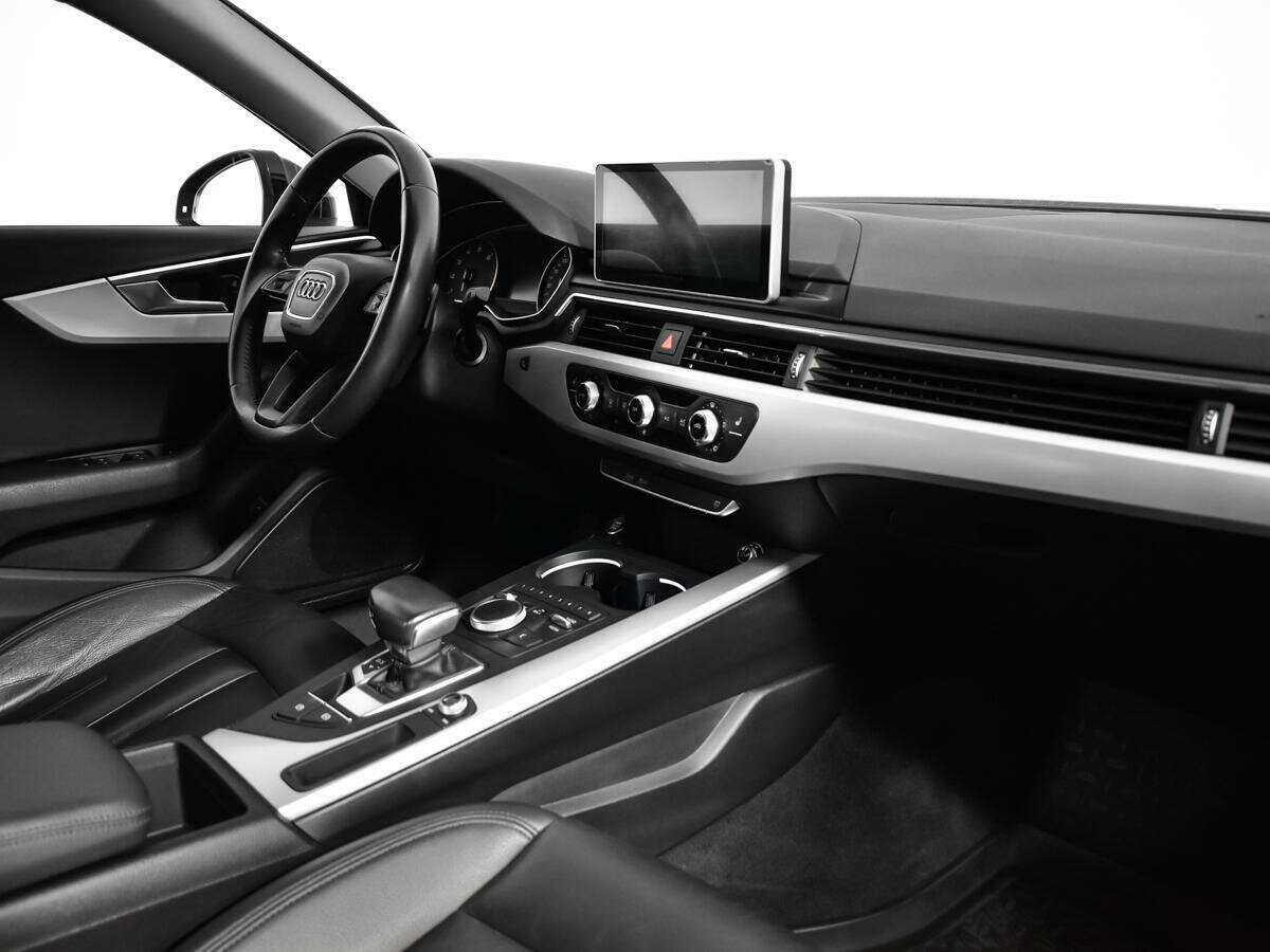 Б/У Ауди А4 2017 года. Фото: #8