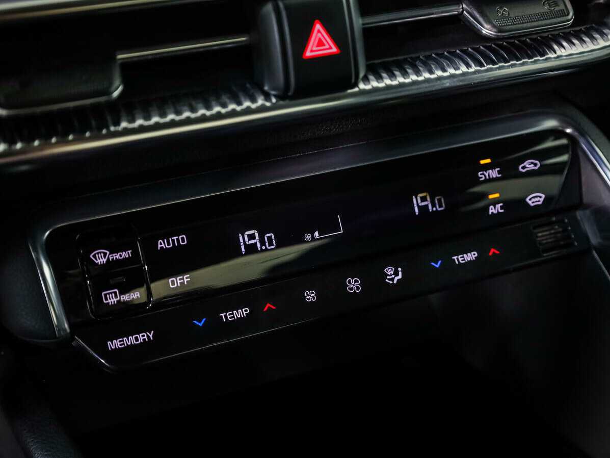 Б/У Киа К5 2021 года. Фото: #12