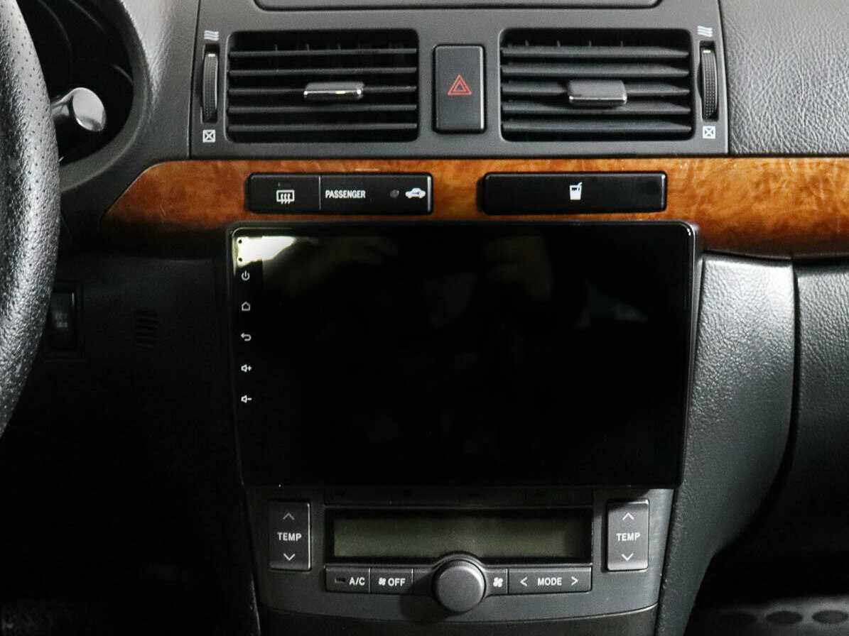 Б/У Тойота Авенсис 2007 года. Фото: #11