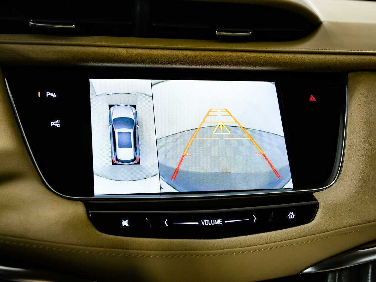 Б/У Кадиллак ИксТ5 2017 года. Фото: #12