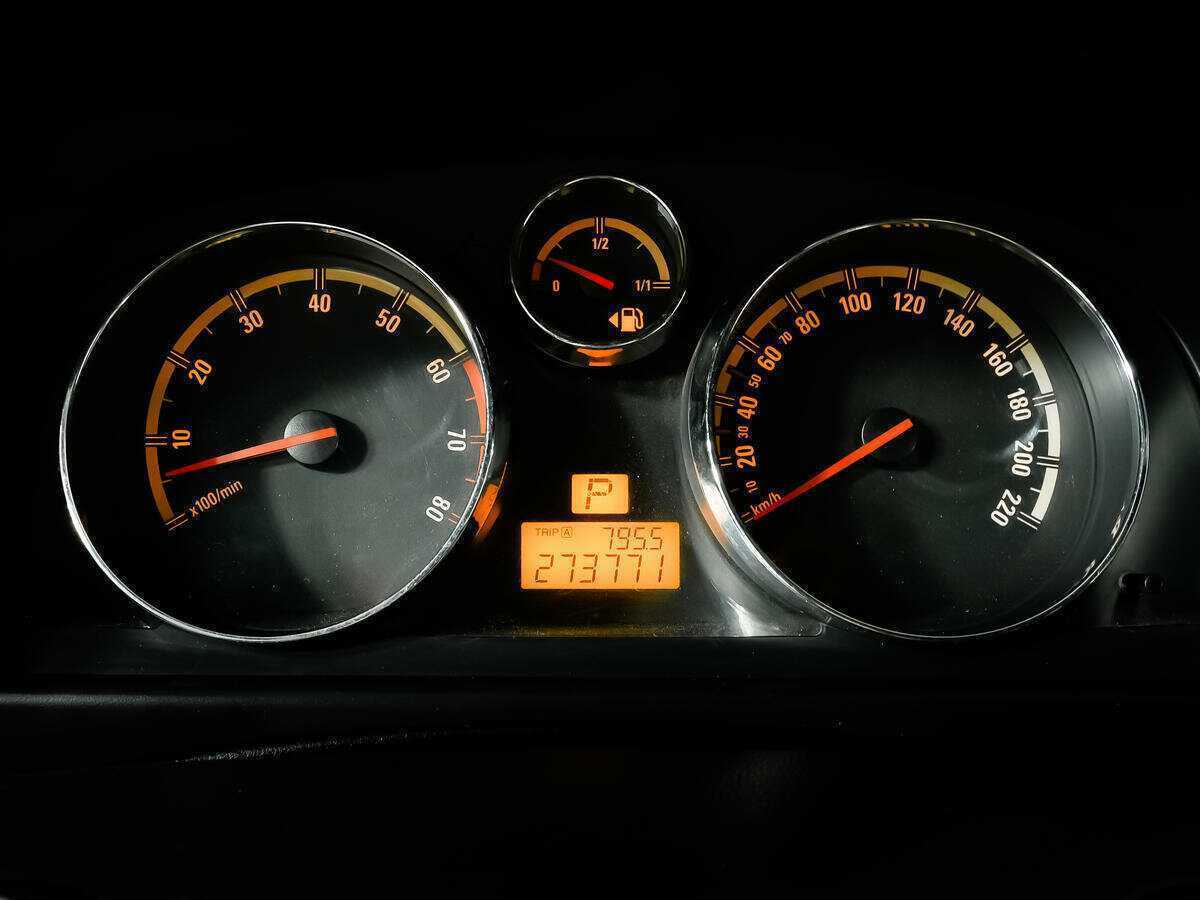 Б/У Опель Антара 2011 года. Фото: #8