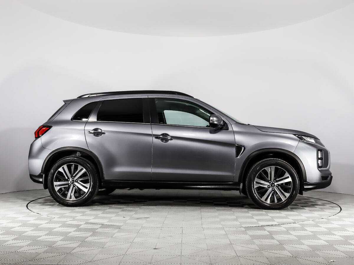 Б/У Митсубиши АС-Икс 2021 года. Фото: #3