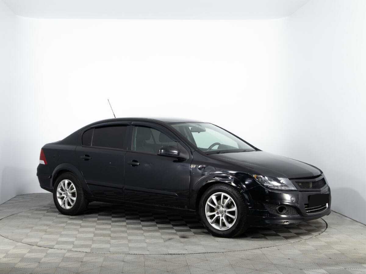 Б/У Опель Астра 2008 года. Фото: #2