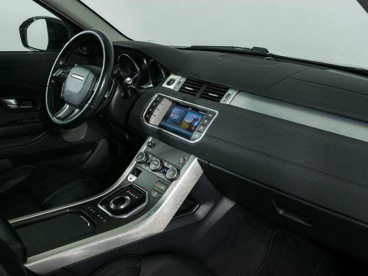 Б/У Лэнд Ровер Рэнж Ровер Эвок 2017 года. Фото: #9