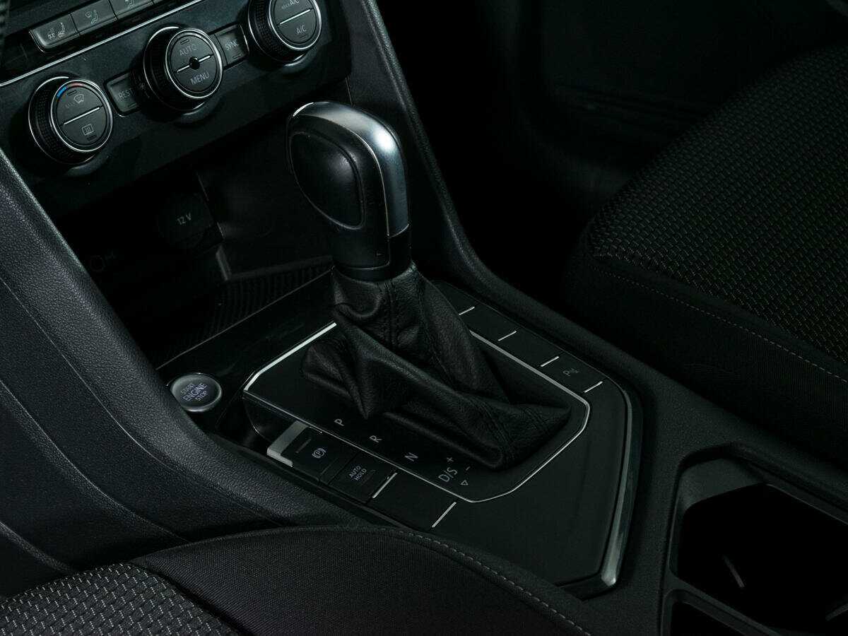 Б/У Фольксваген Тигуан 2020 года. Фото: #14