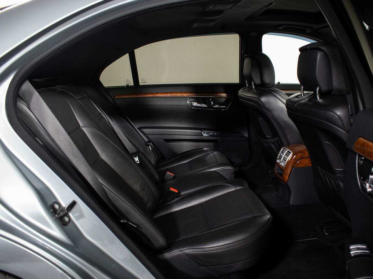 Б/У Мерседес-Бенц С-Класс АМГ 2008 года. Фото: #6