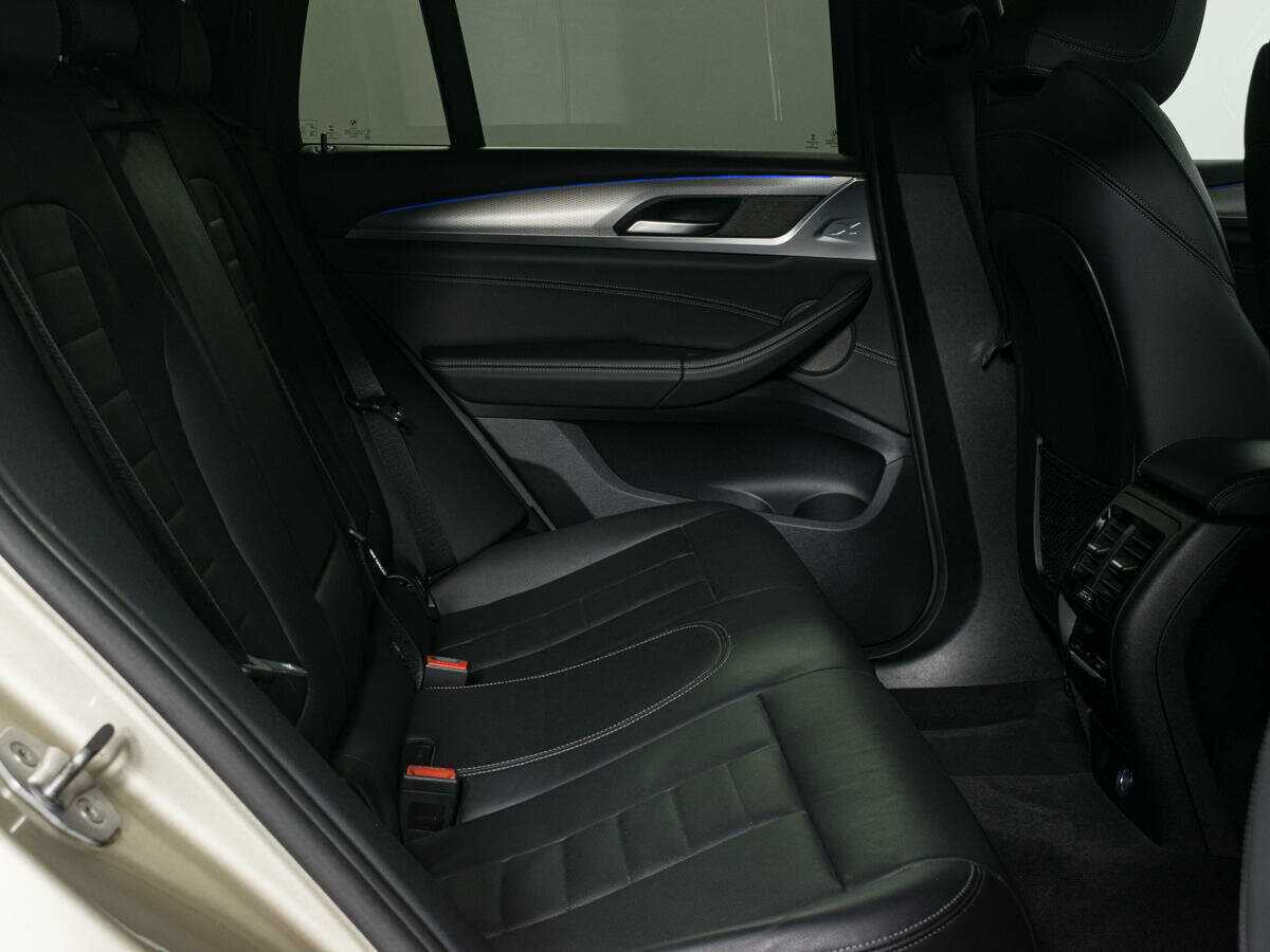 Б/У БМВ Икс4 2018 года. Фото: #8