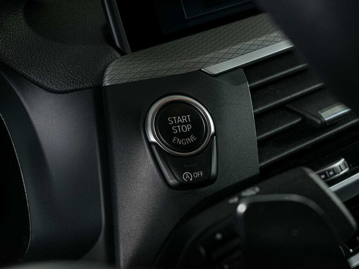 Б/У БМВ Икс4 2018 года. Фото: #16