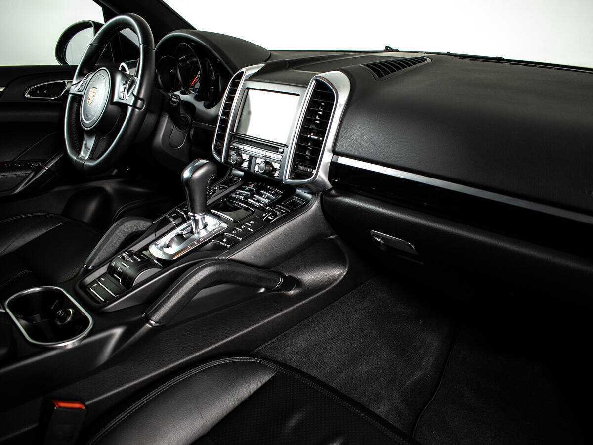 Б/У Порш Кайен 2013 года. Фото: #8