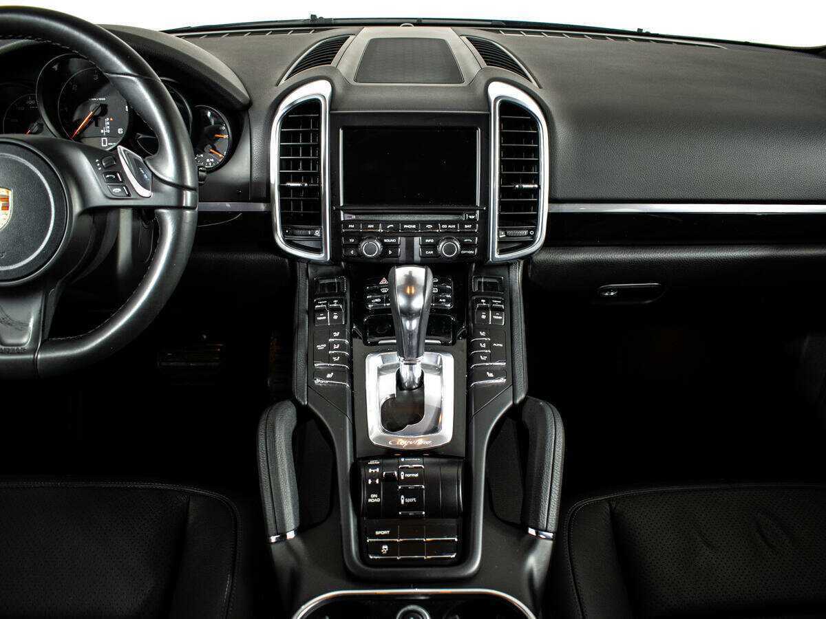 Б/У Порш Кайен 2013 года. Фото: #10