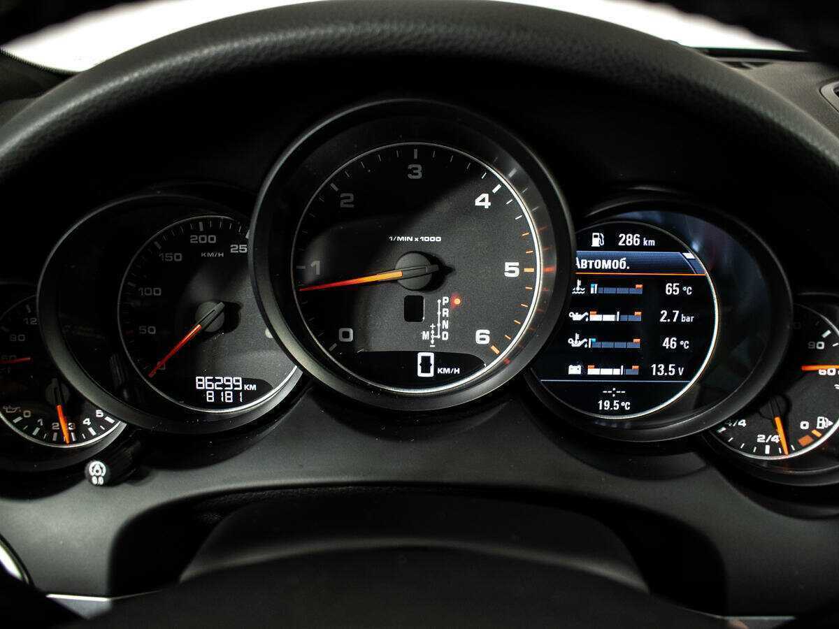 Б/У Порш Кайен 2013 года. Фото: #11