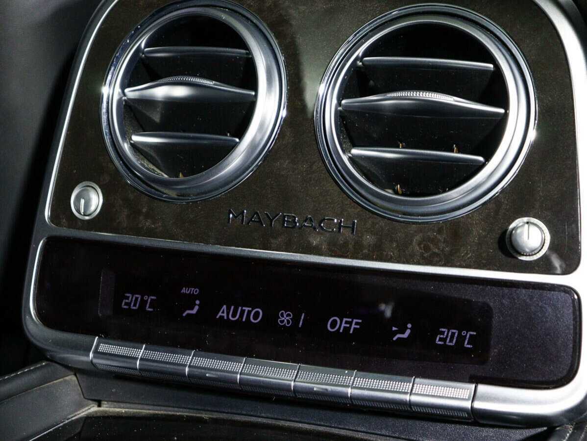 Б/У Мерседес-Бенц Майбах С-Класс 2017 года. Фото: #17