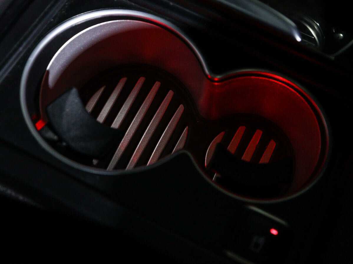 Б/У Мерседес-Бенц Майбах С-Класс 2017 года. Фото: #26