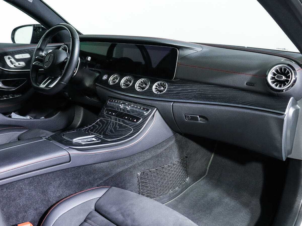 Б/У Мерседес-Бенц Е-Класс АМГ 2020 года. Фото: #6