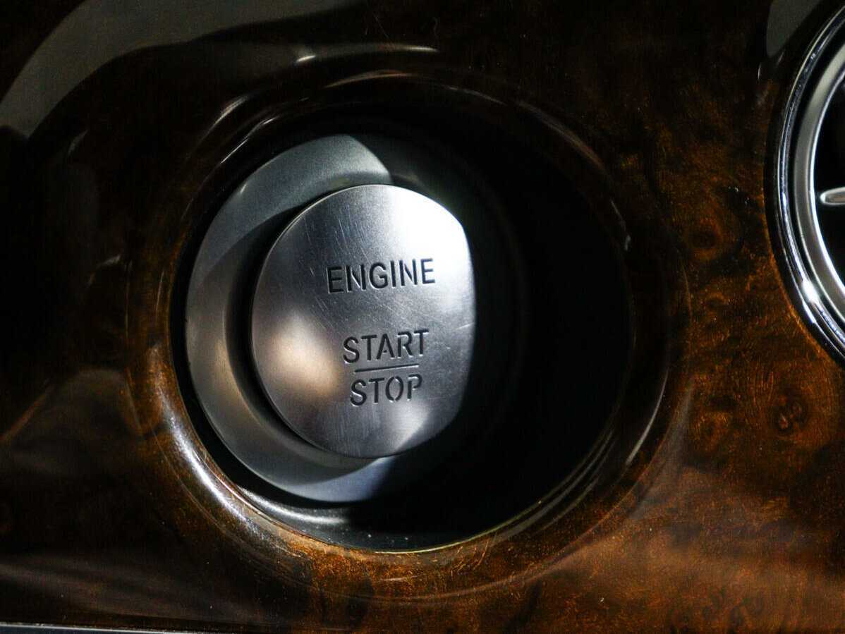 Б/У Мерседес-Бенц С-Класс 2014 года. Фото: #21