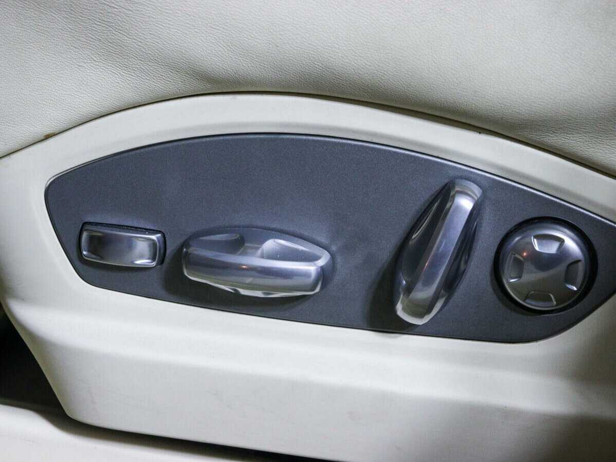 Б/У Порш Панамера 2013 года. Фото: #17