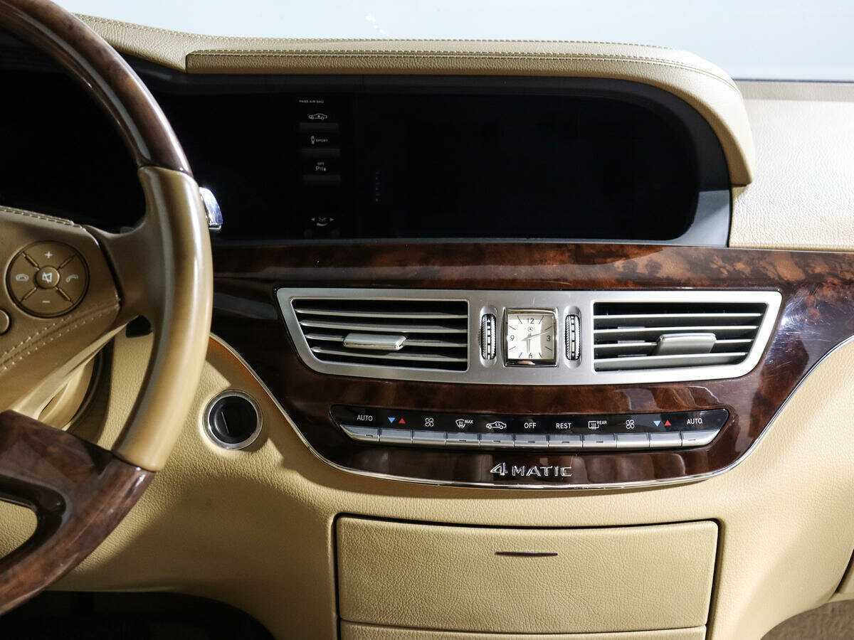 Б/У Мерседес-Бенц С-Класс 2011 года. Фото: #10