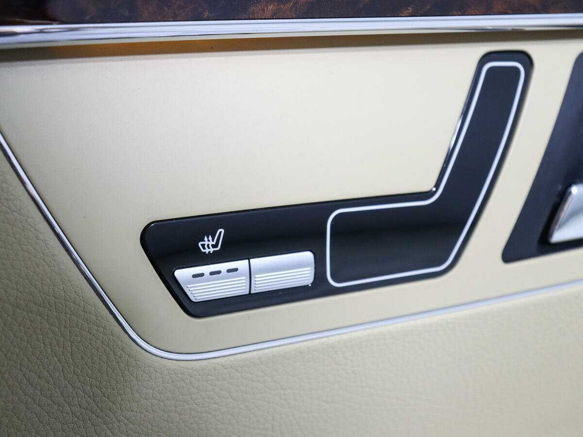 Б/У Мерседес-Бенц С-Класс 2011 года. Фото: #13