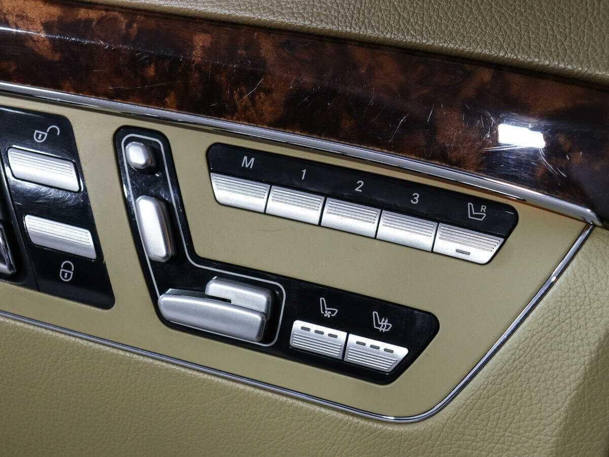 Б/У Мерседес-Бенц С-Класс 2011 года. Фото: #16