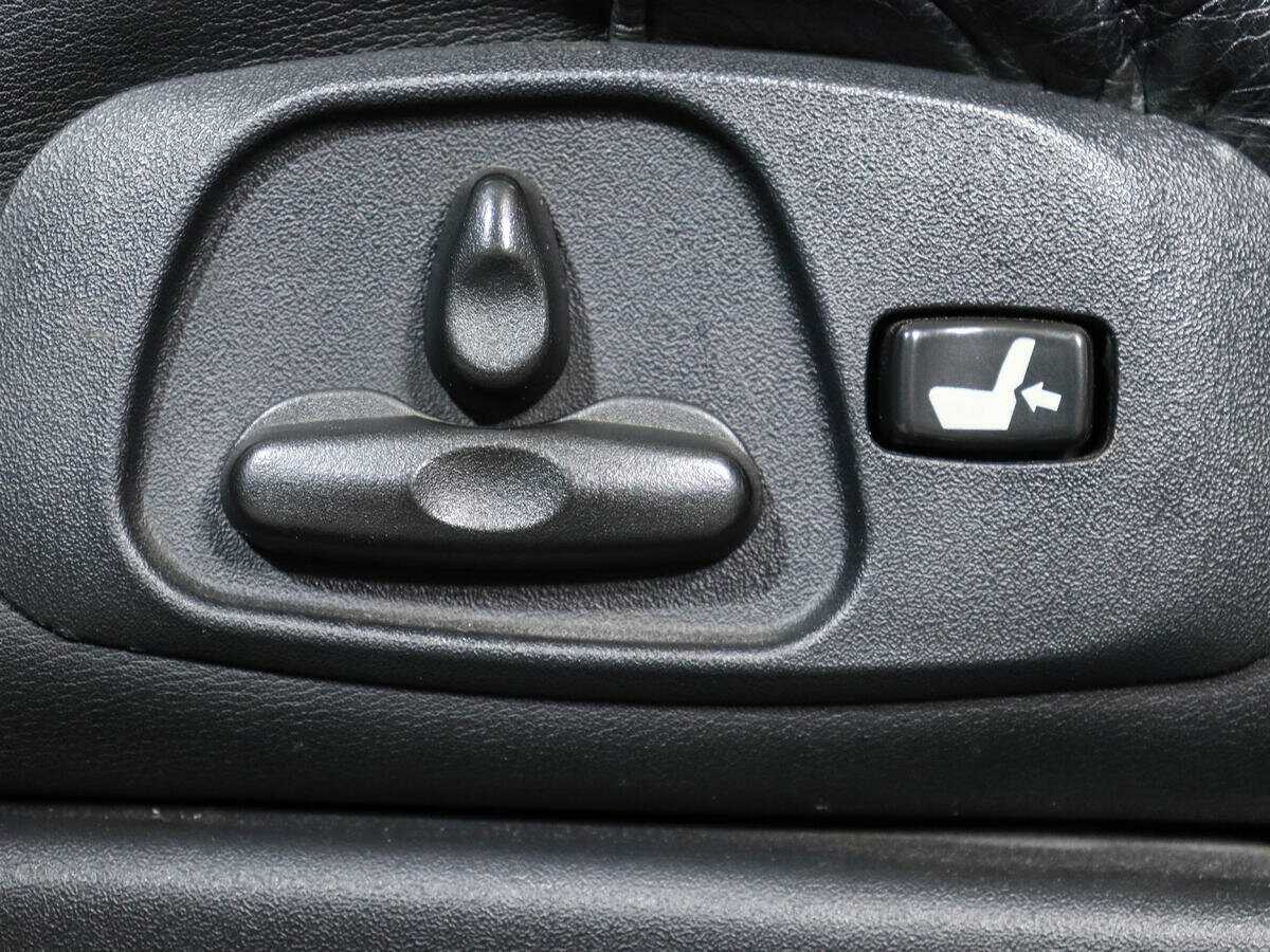 Б/У Митсубиши Паджеро 2002 года. Фото: #11