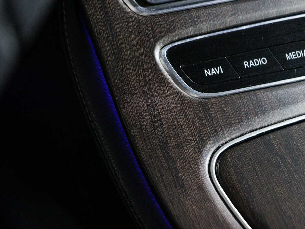 Б/У Мерседес-Бенц Е-Класс 2019 года. Фото: #16