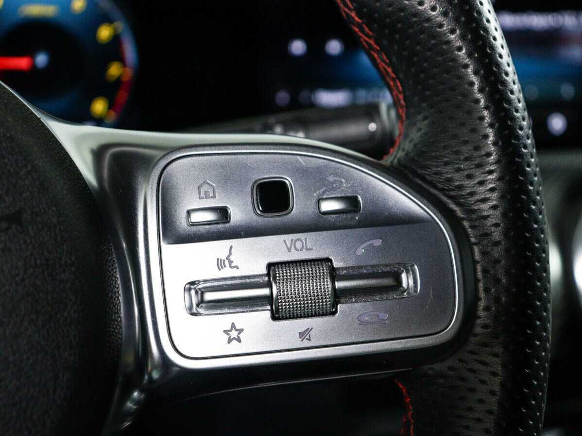 Б/У Мерседес-Бенц А-Класс 2019 года. Фото: #15